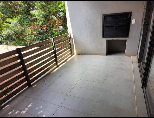 2 BEDROOM APARTMENT FOR SALE IN MENLO PARK